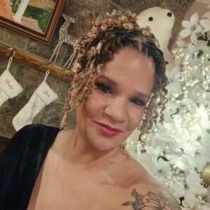 Meet your Posher, Gisel